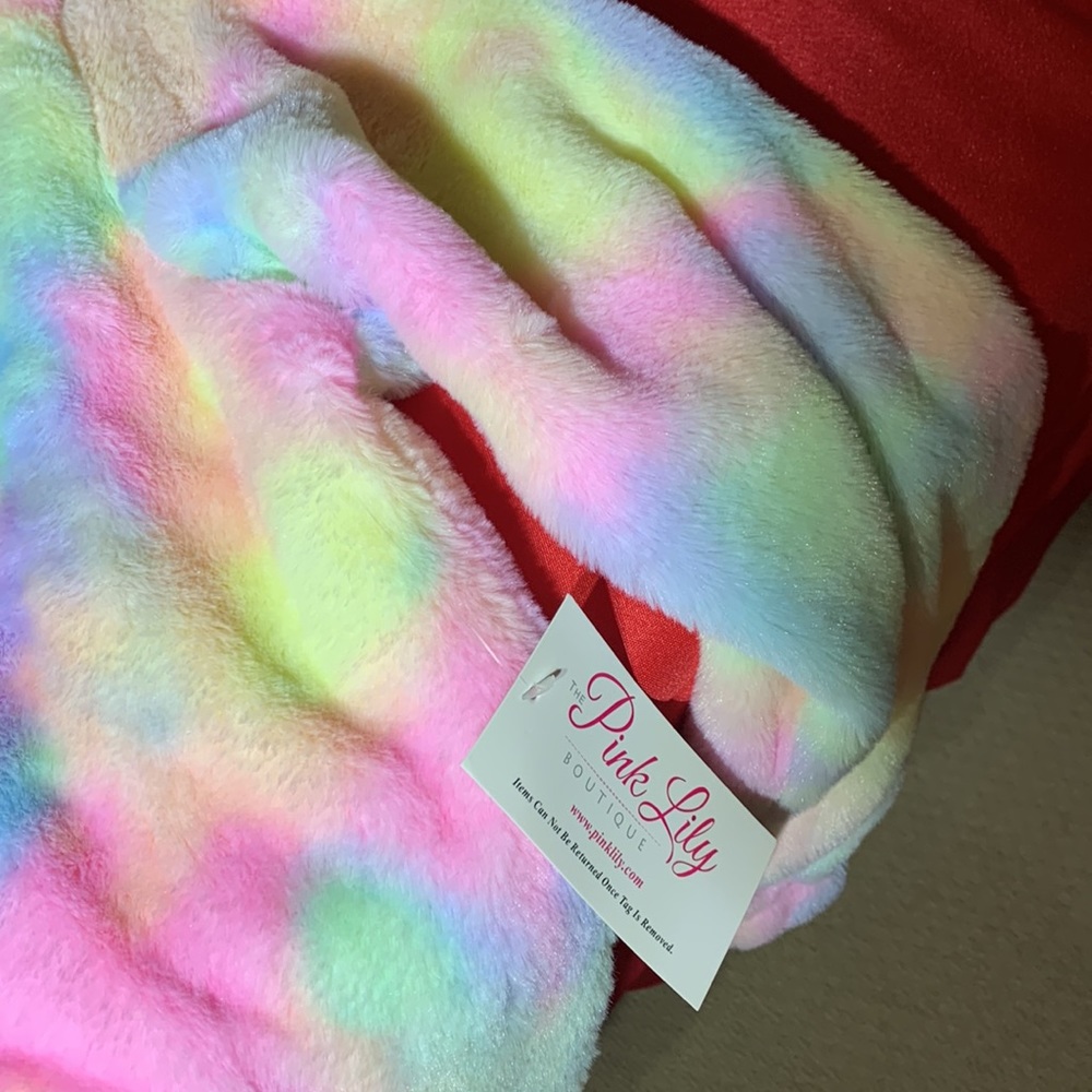 NWT Rainbow Faux Fur Pullover - Picture 7 of 8